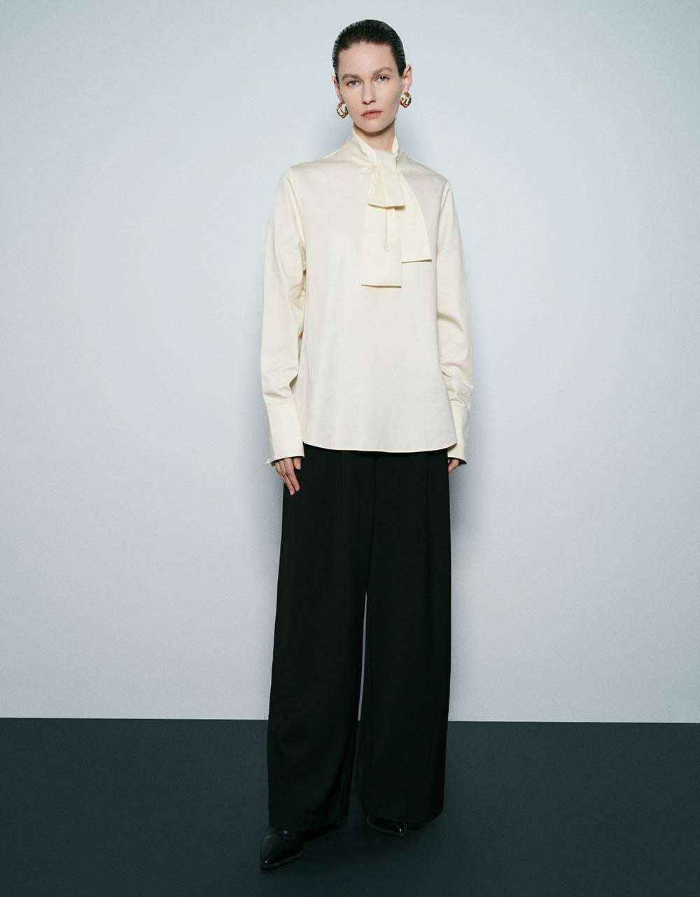 Tailored Wide-Leg Pants