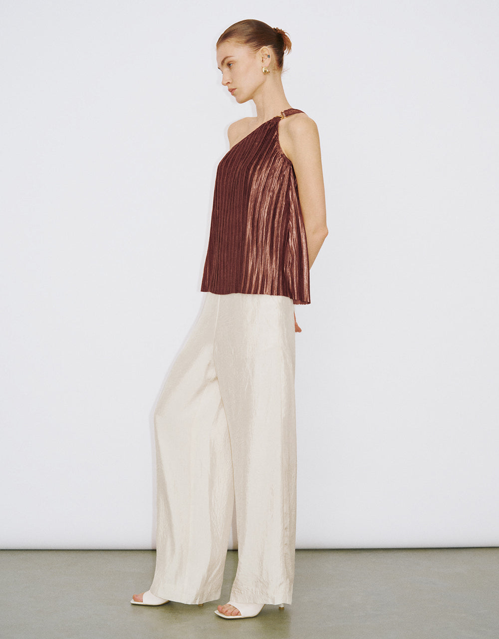 Textured Wide-Leg Pants