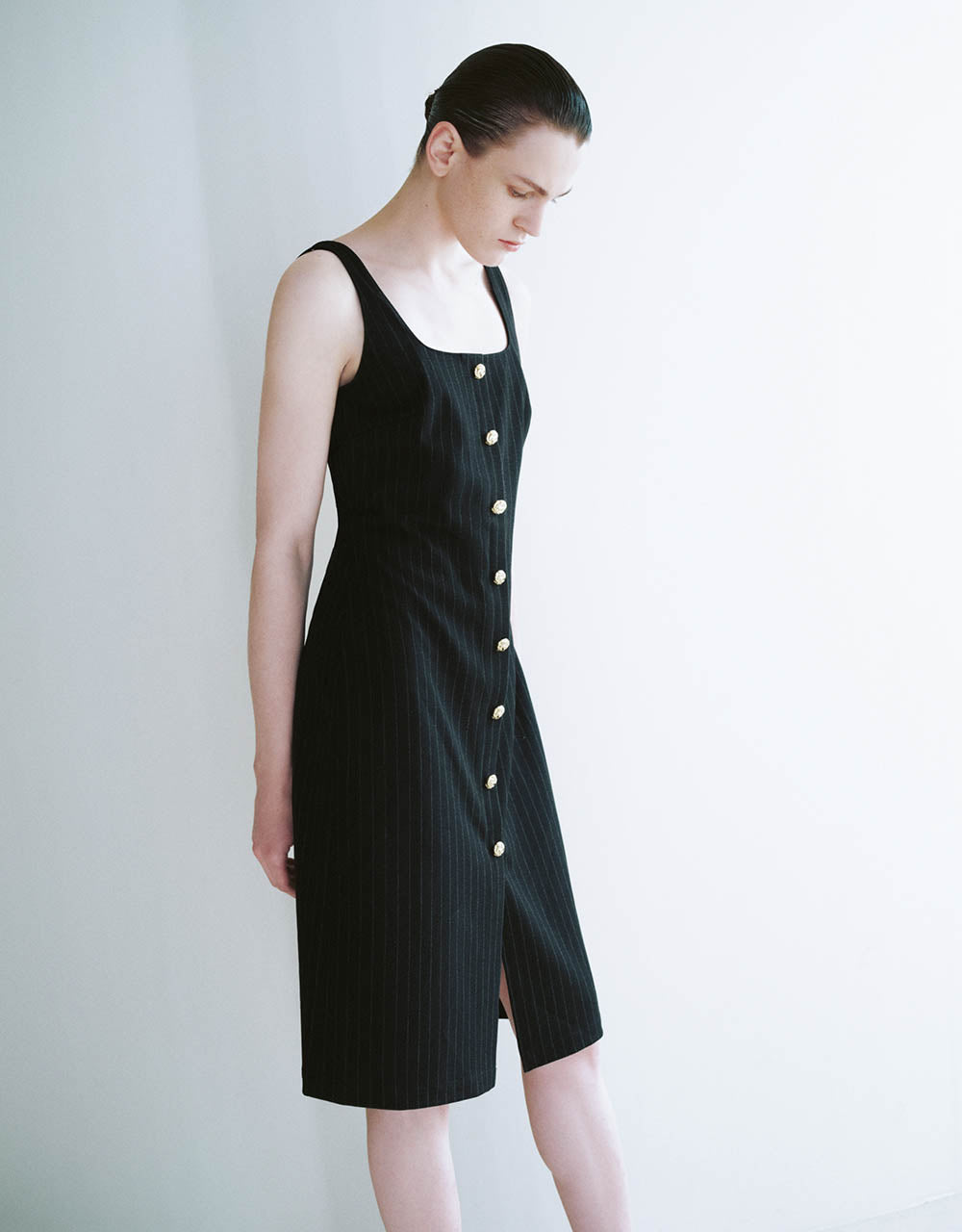 Sleeveless Square-Cut Collar Straight Dress