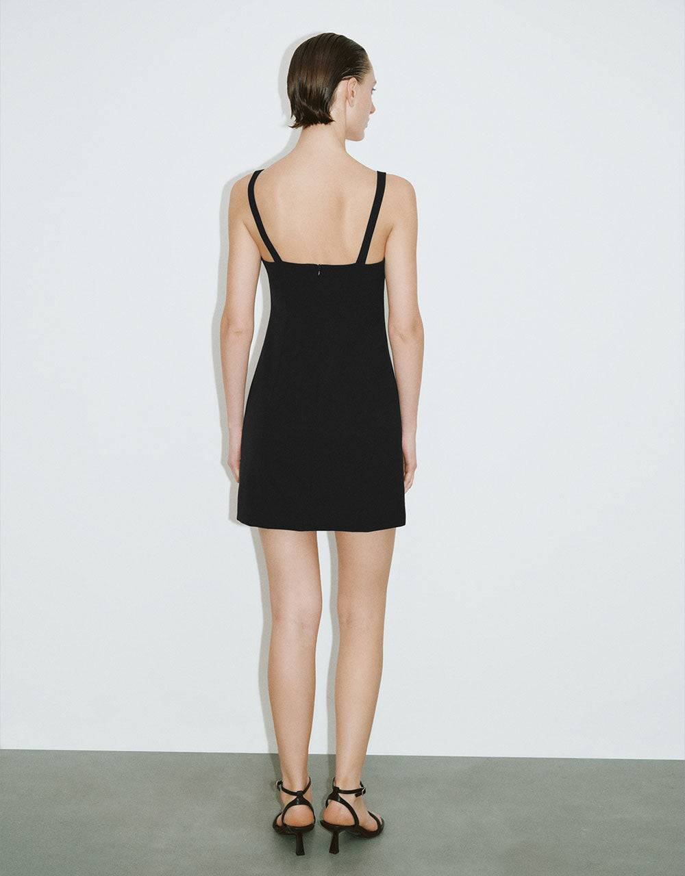 Sleeveless U Neck Straight Dress