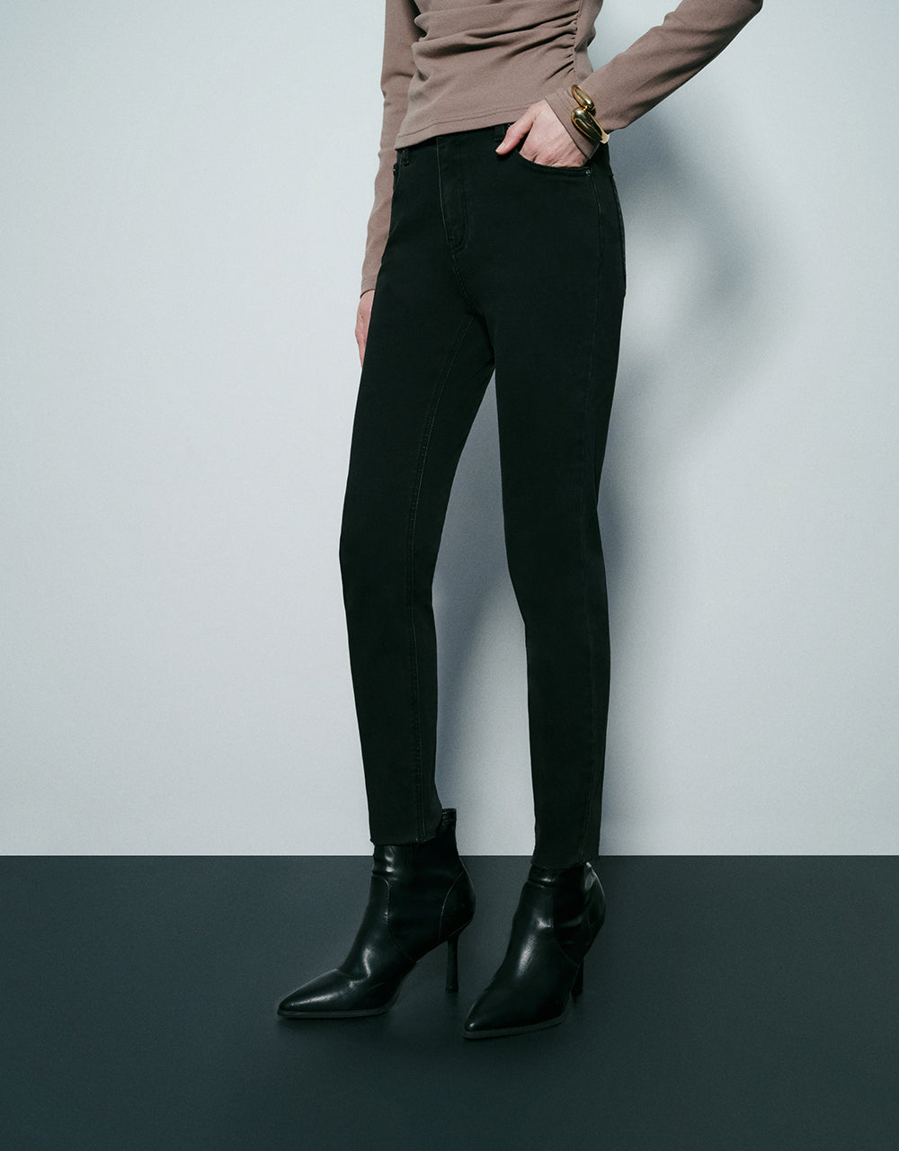 Raw Hem Skinny Jeans