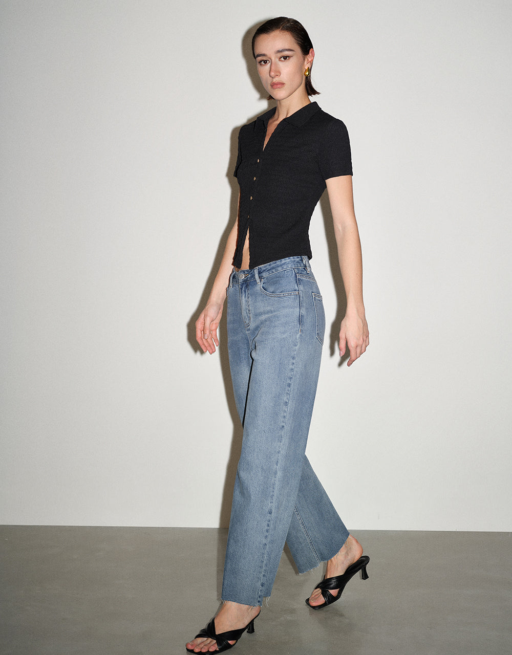 Raw Hem Wide-Leg Jeans