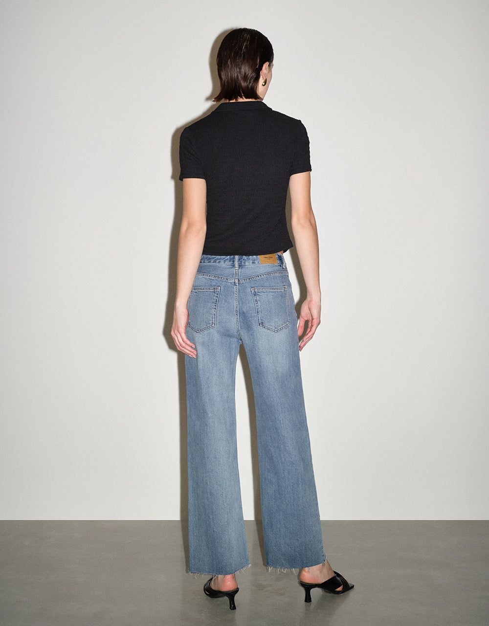 Raw Hem Wide-Leg Jeans