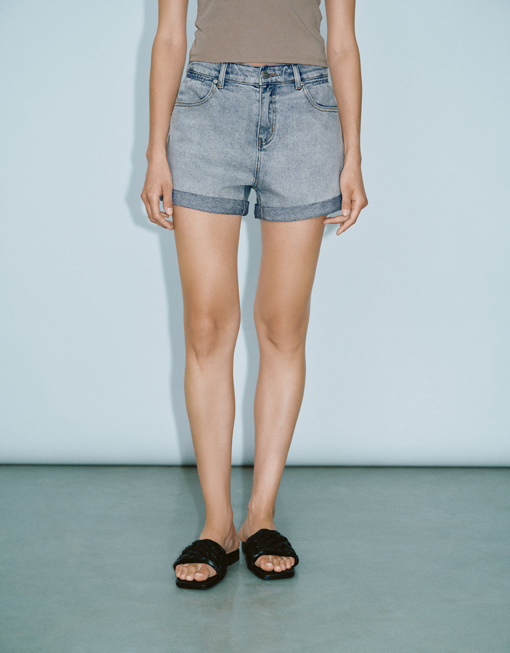 Rolled Up Hem Denim Shorts