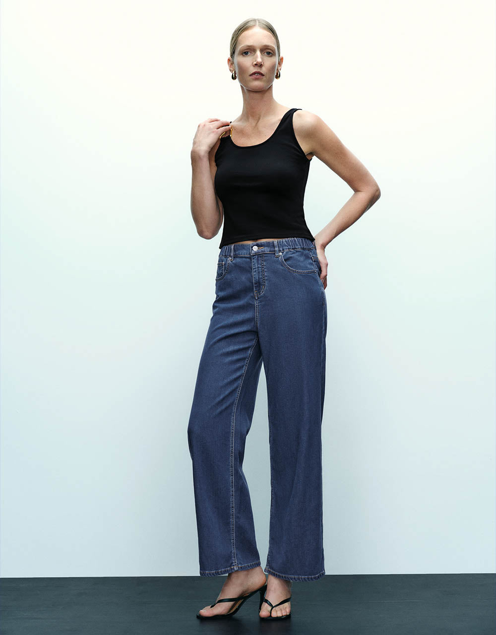 Wide-Leg Jeans