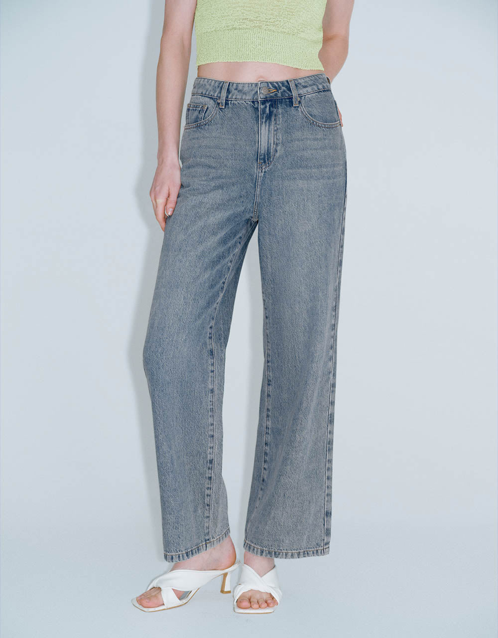 Wide-Leg Jeans