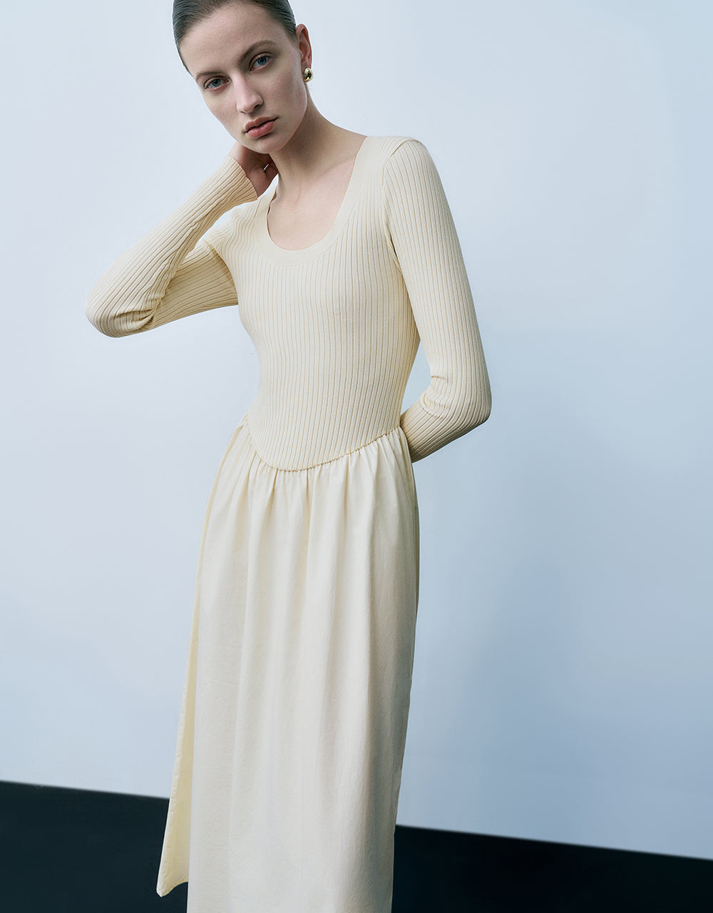 Skinny Crew Neck Knitted Dress