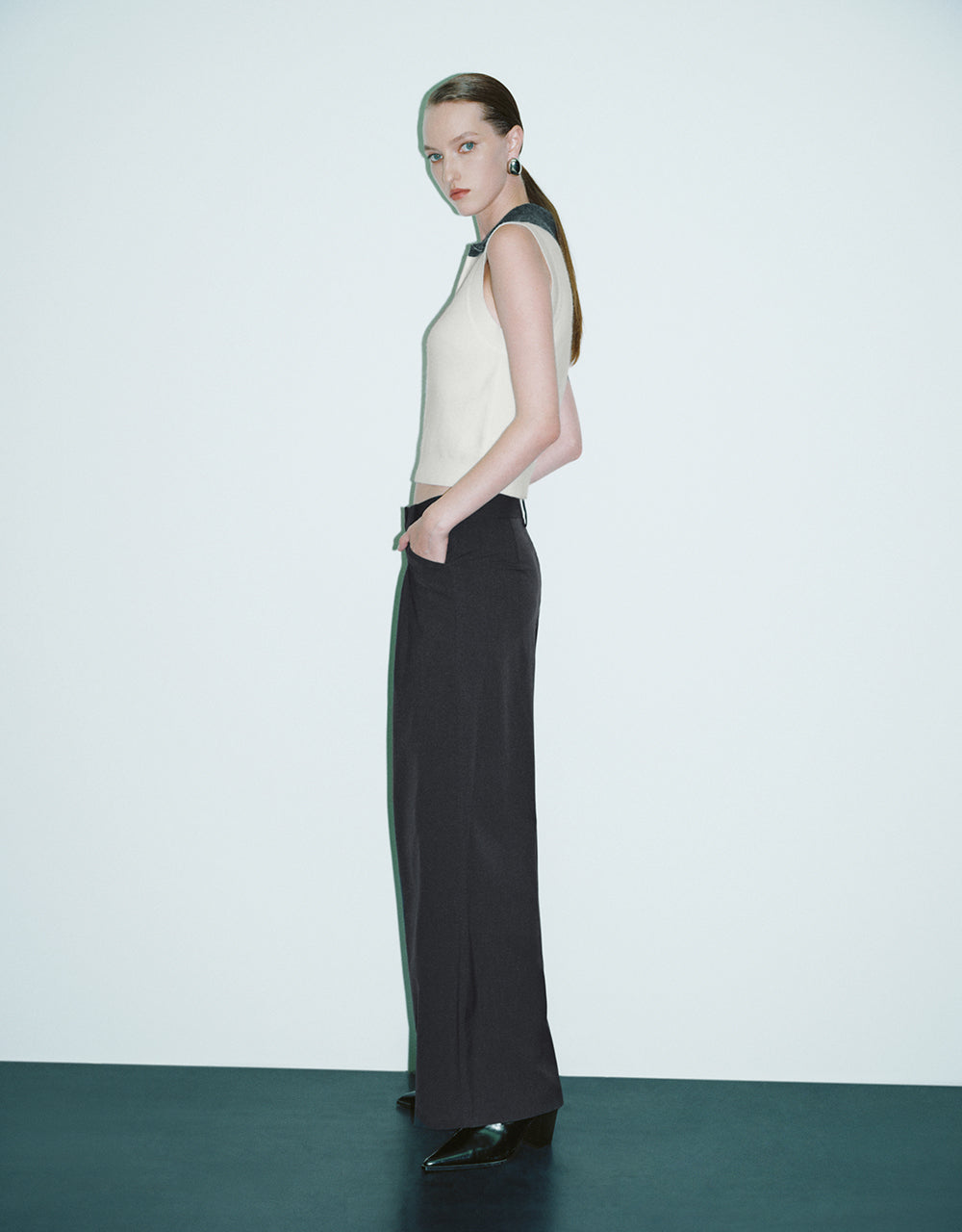 Lapel V-Neck Knitted Vest