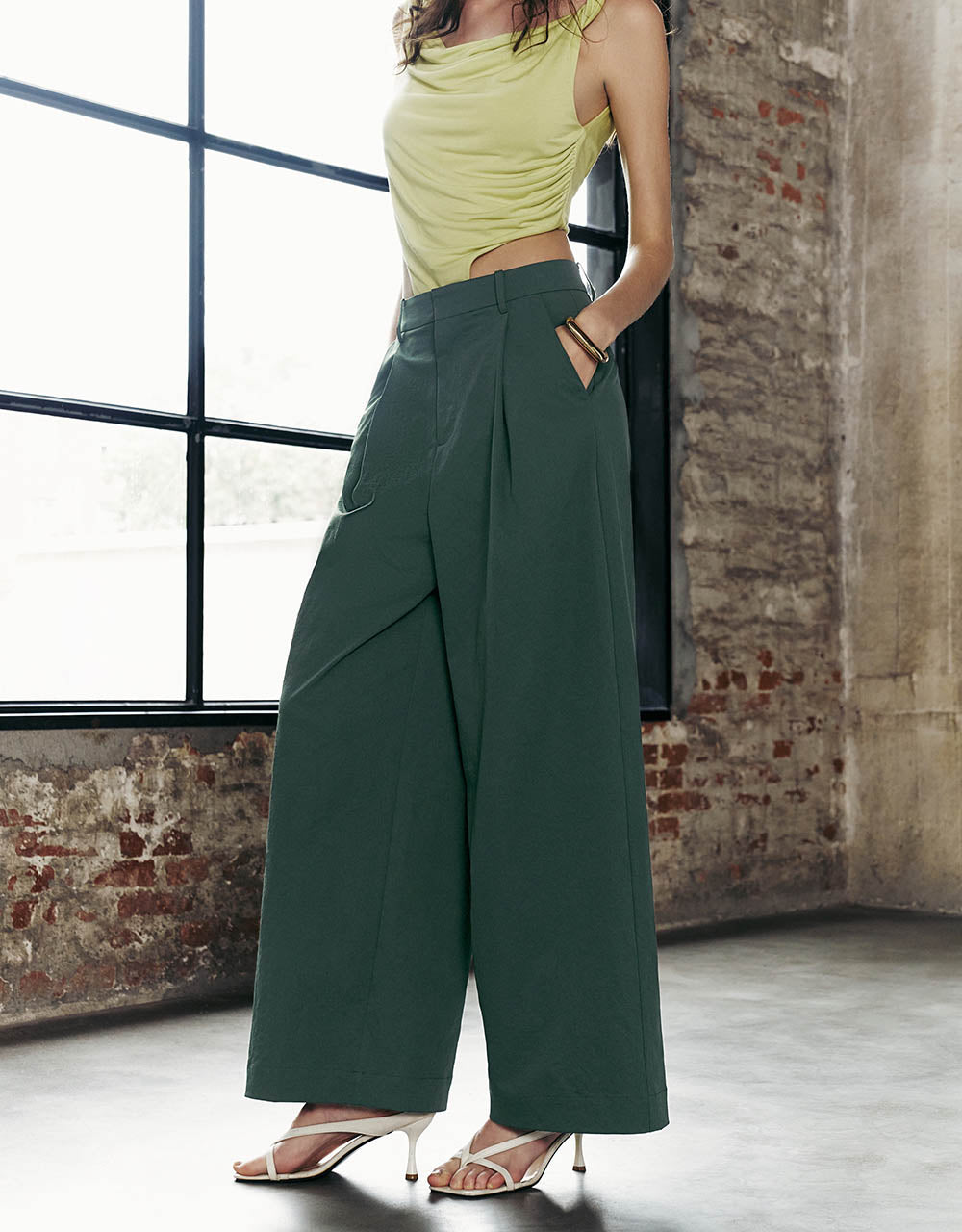 Loose Wide-Leg Pants