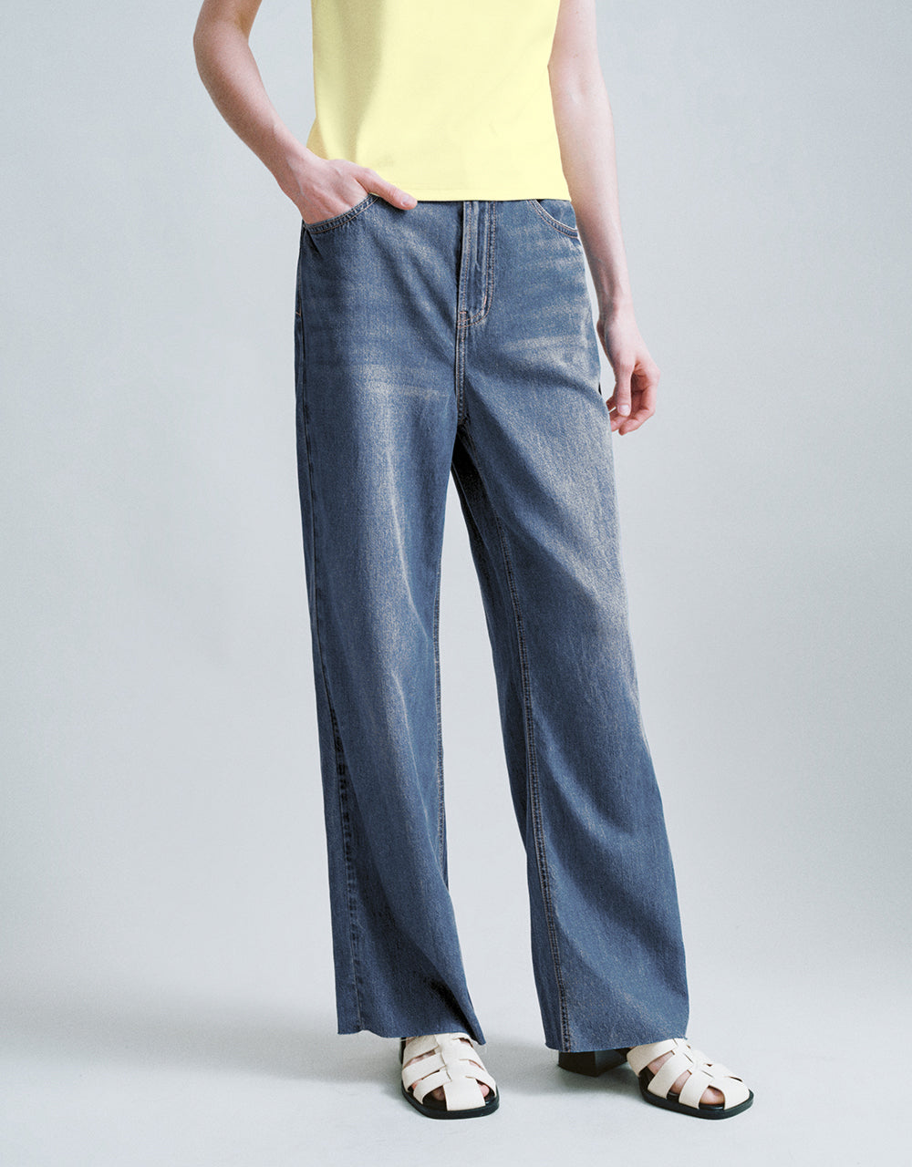 Wide-Leg Jeans