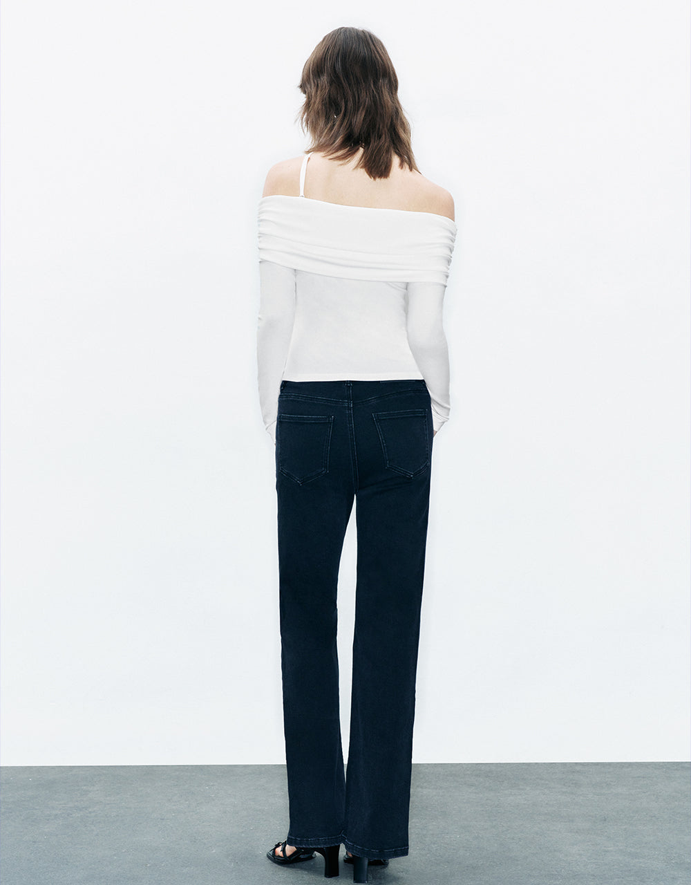 Off-Shoulder Skinny T-Shirt