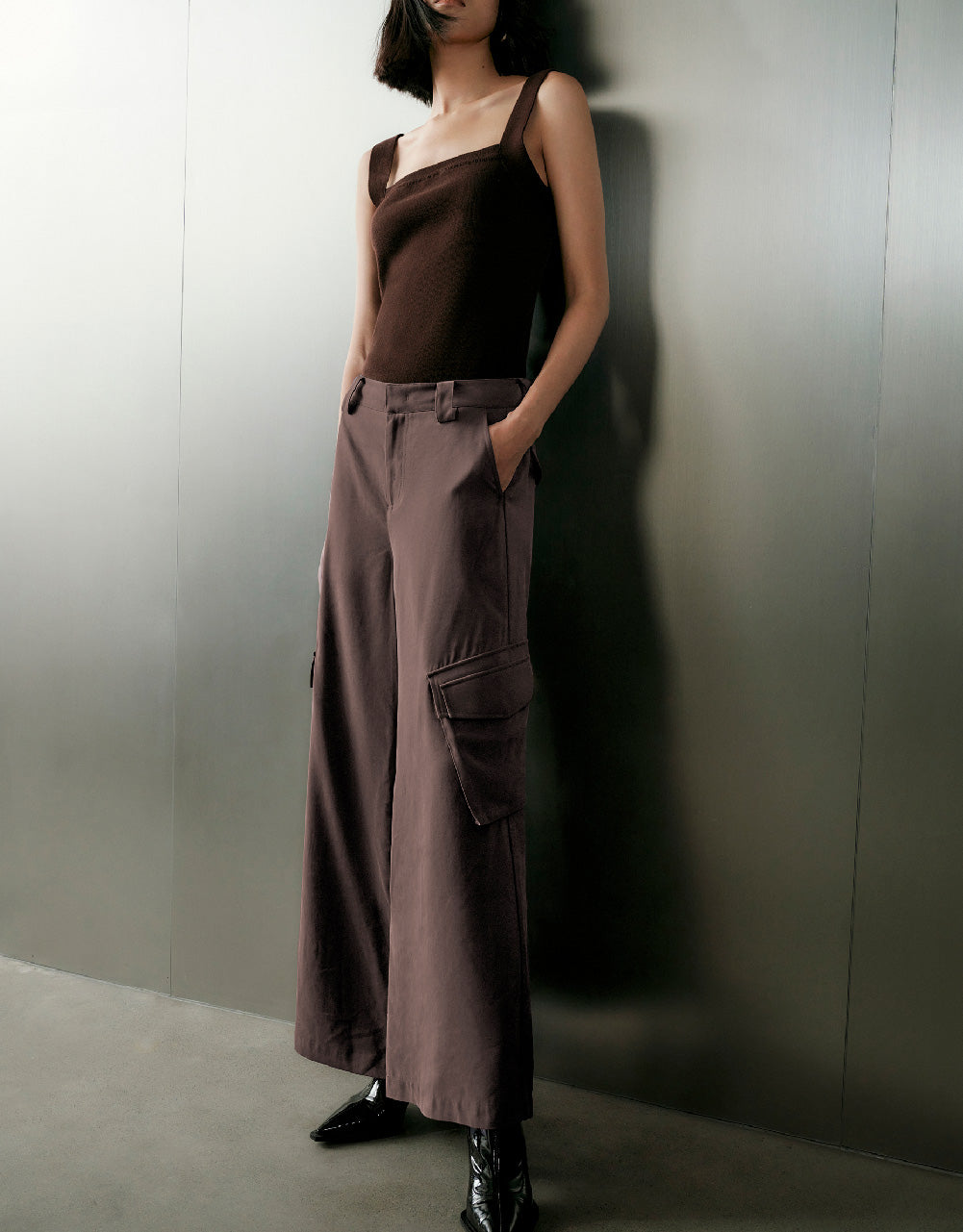Multi-Pocket Wide-Leg Pants
