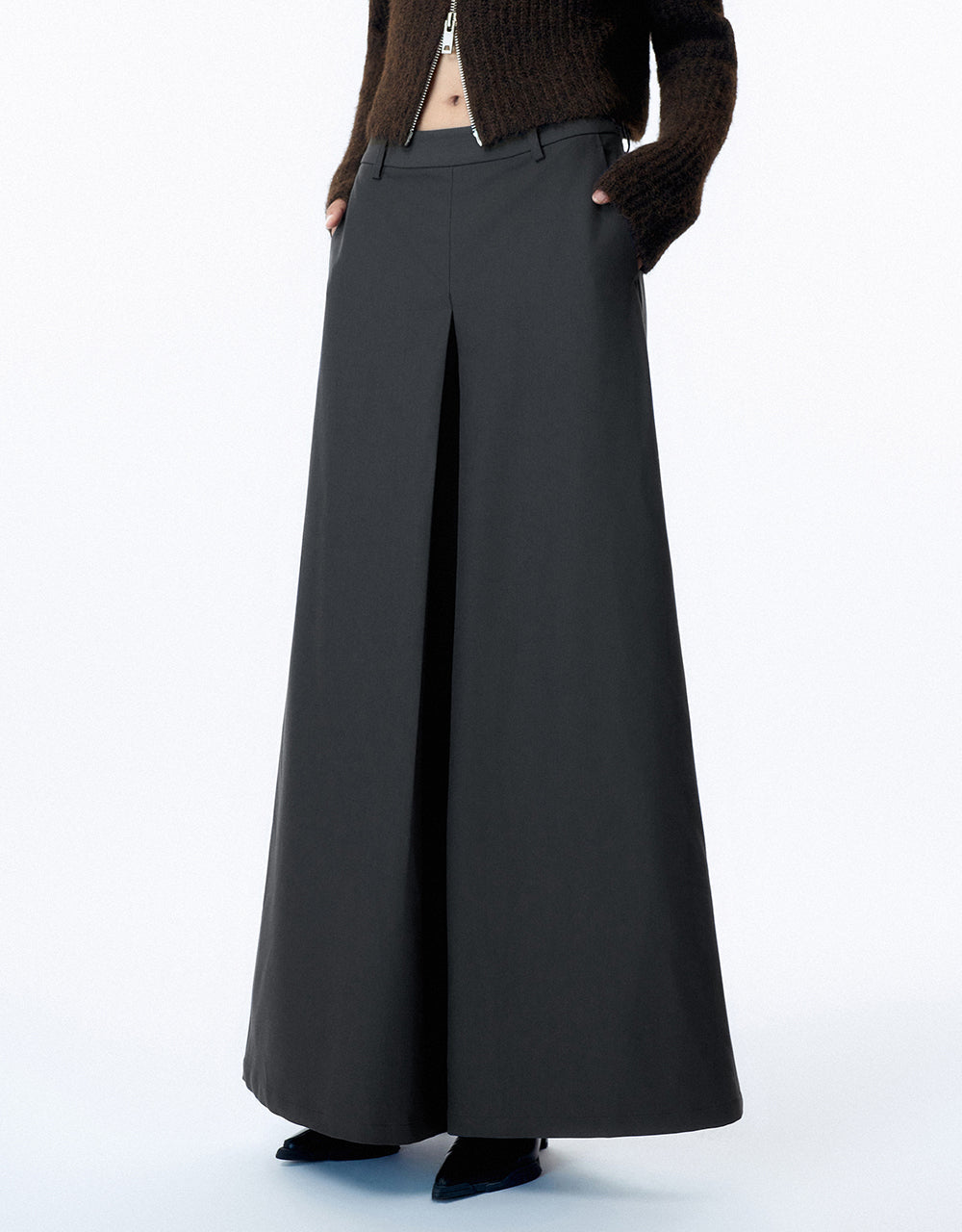 Loose Wide-Leg Pants