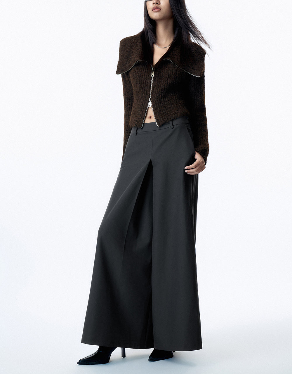 Loose Wide-Leg Pants
