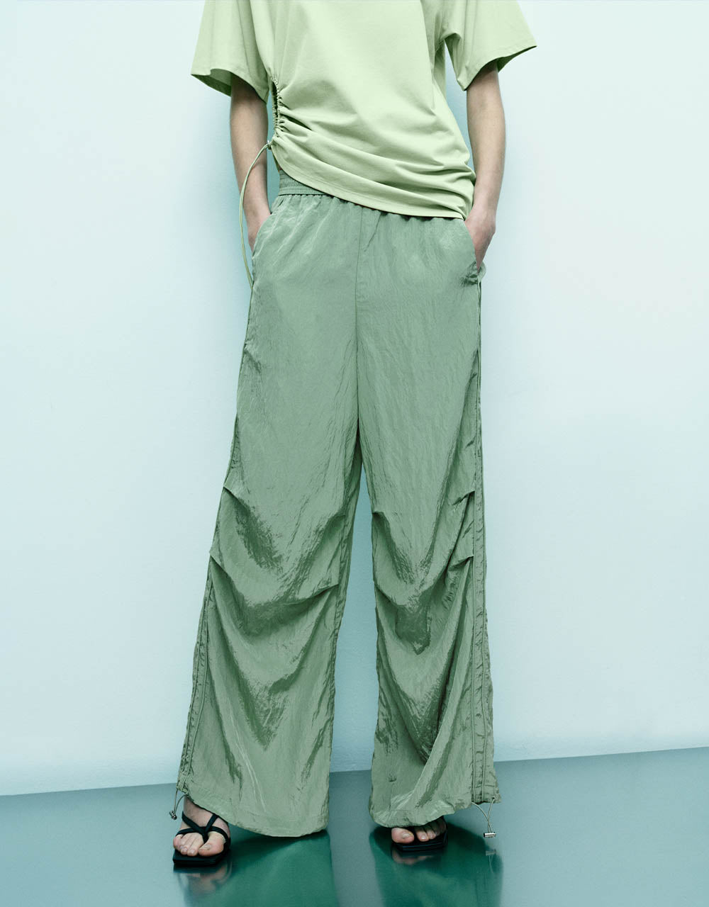 Elastic Waist Loose Wide-Leg Pants