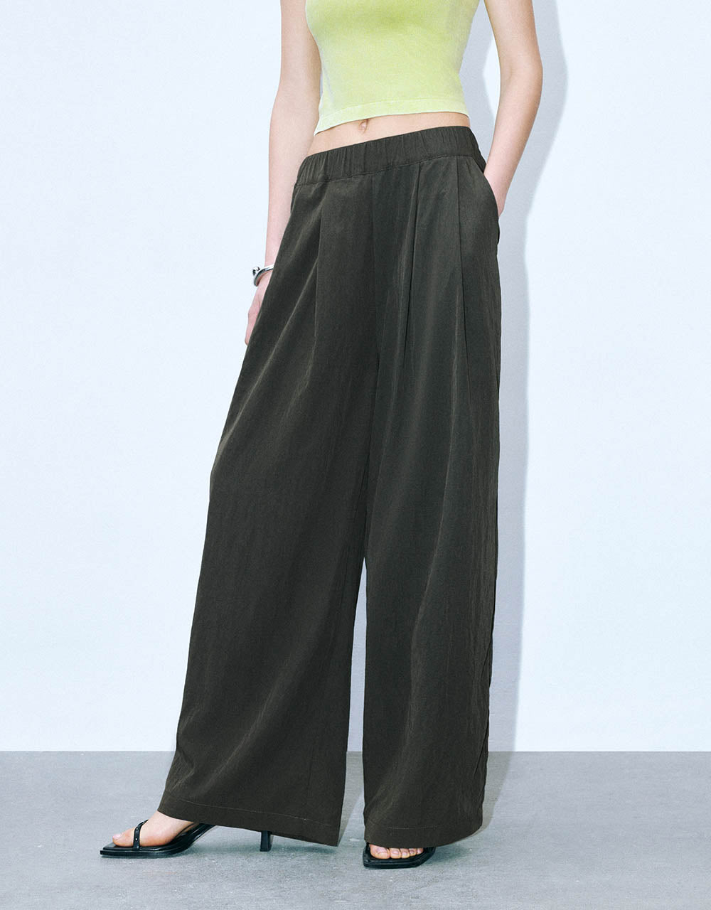 Loose Wide-Leg Pants