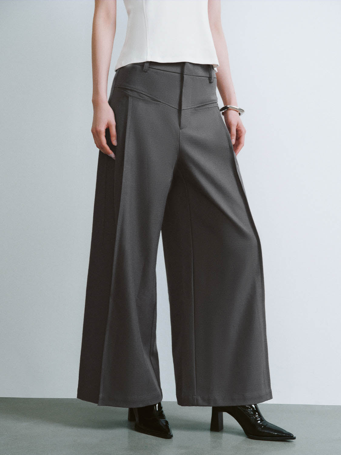 Wide-Leg Pants