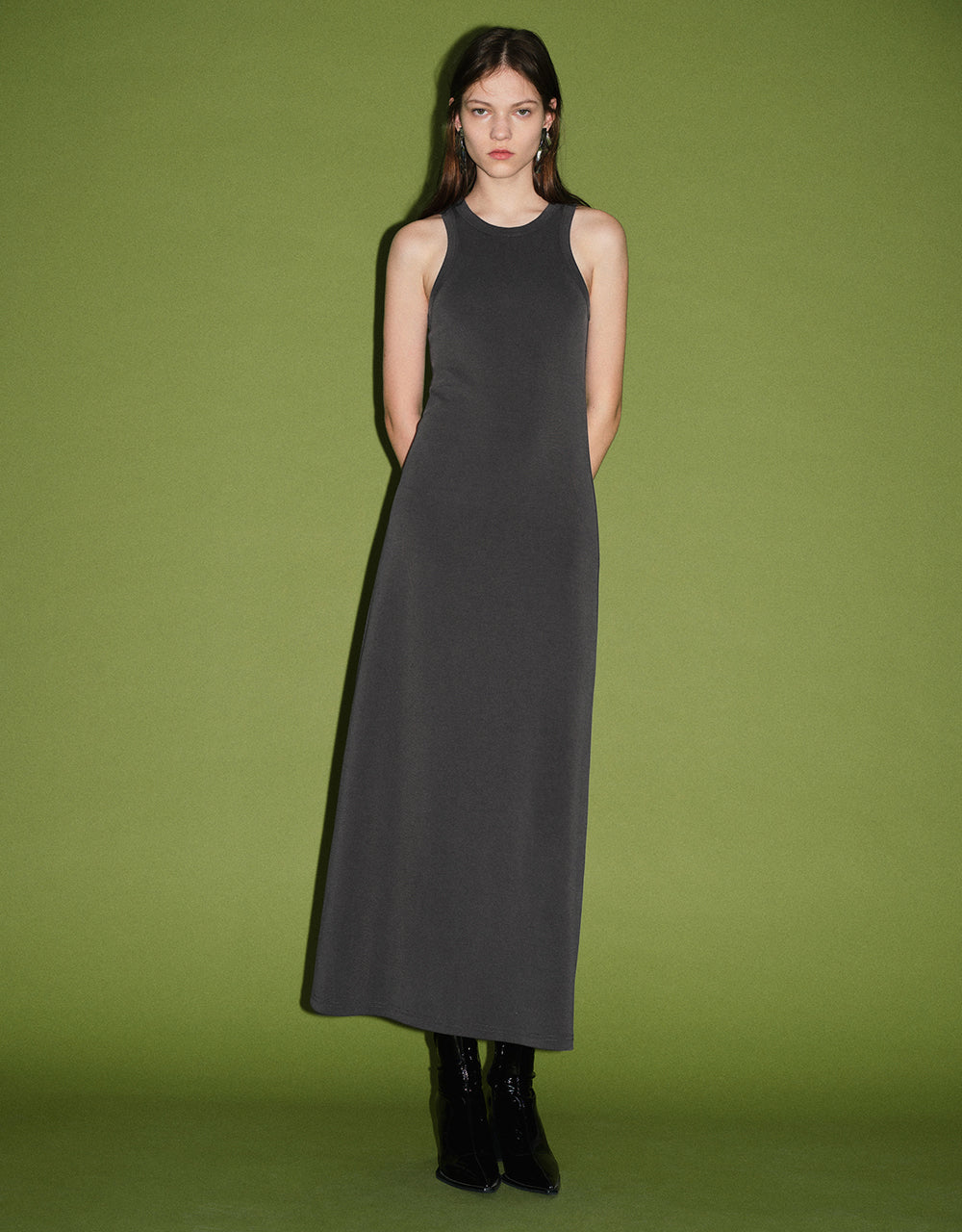 Sleeveless Crew Neck Knitted Straight Dress