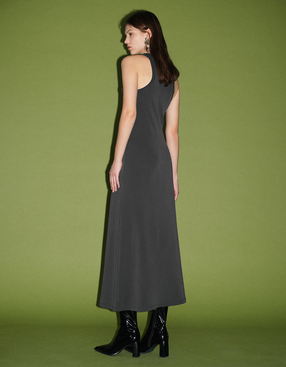 Sleeveless Crew Neck Knitted Straight Dress