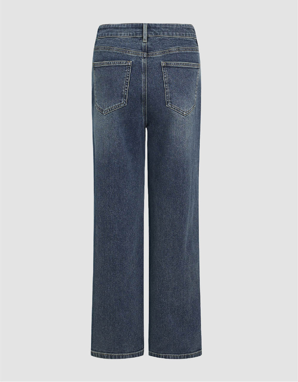 Straight Jeans With Belt