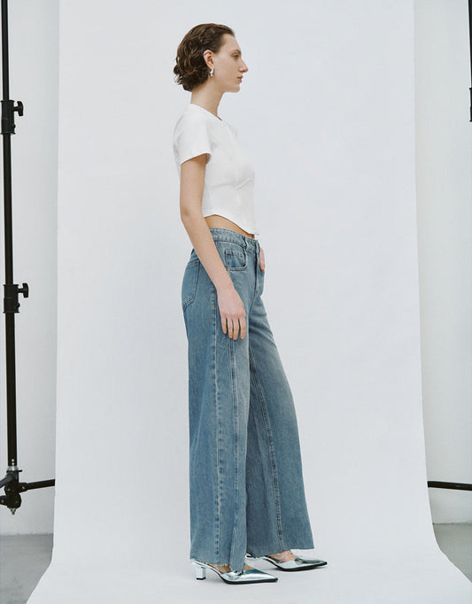 Wide-Leg Jeans