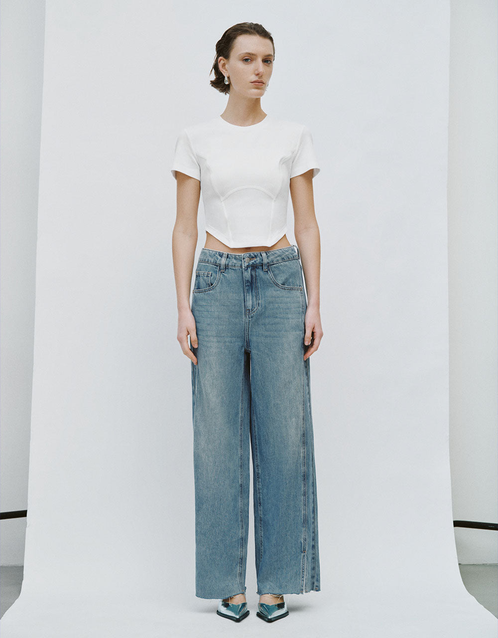 Wide-Leg Jeans