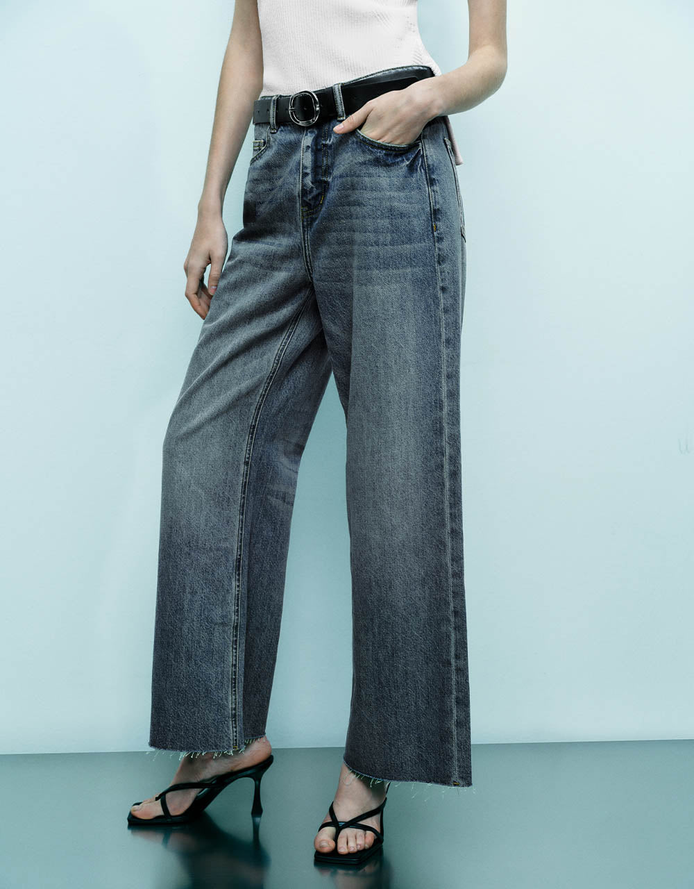 Raw Hem Wide-Leg Jeans With Belt