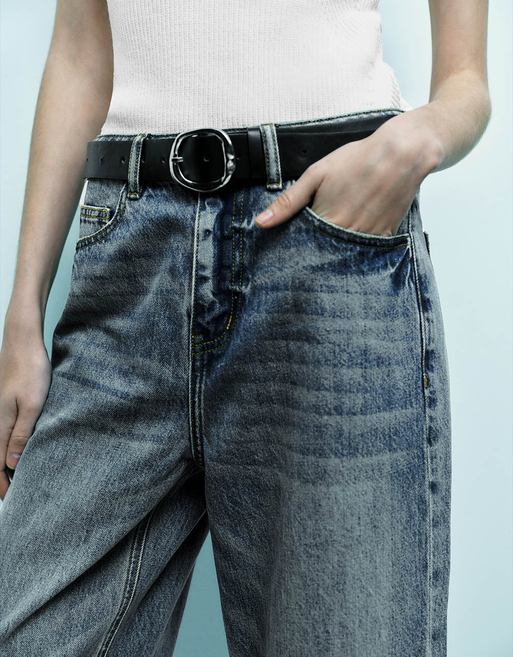 Raw Hem Wide-Leg Jeans With Belt