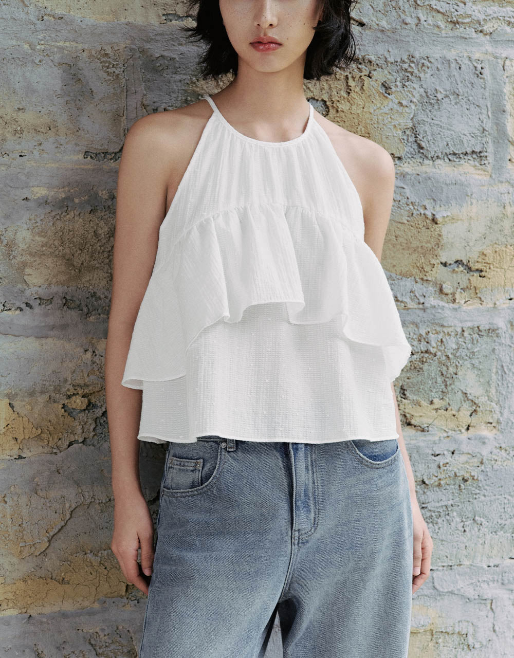 Sleeveless Crew Neck Blouse