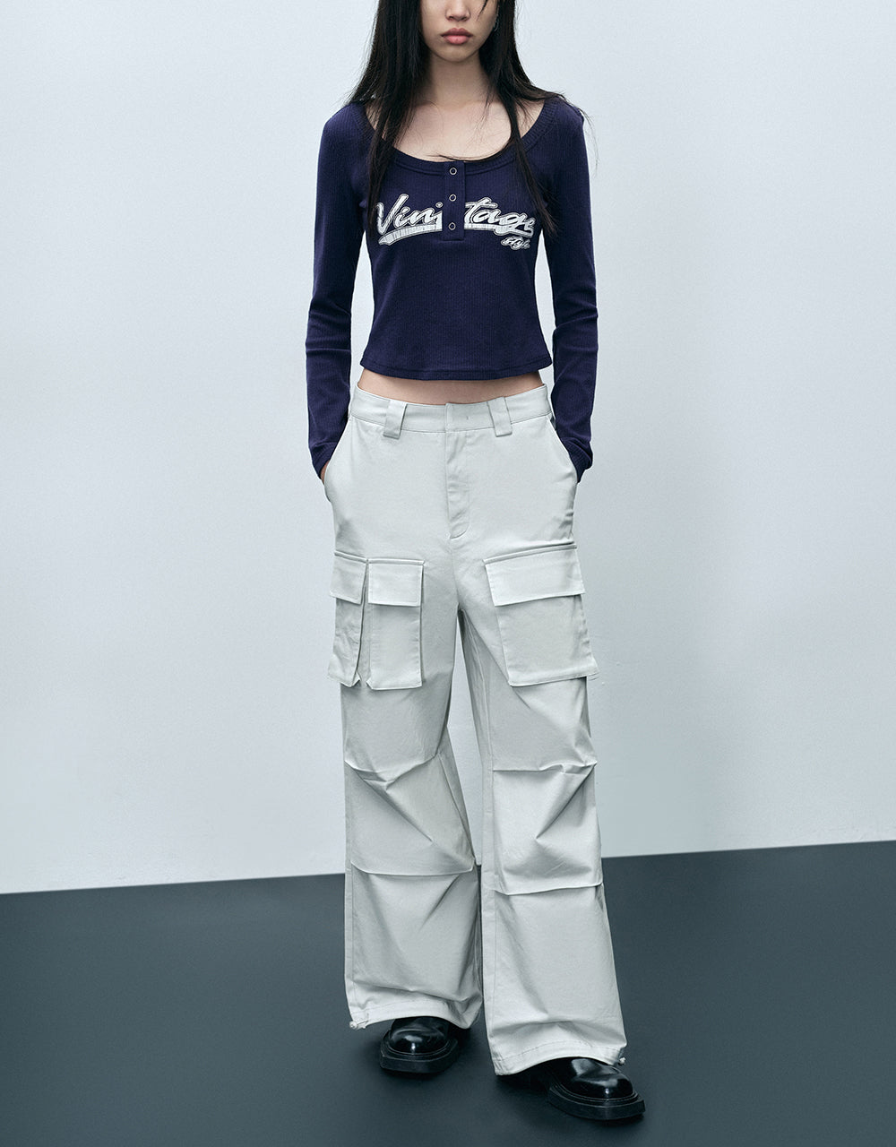 Letter Print T-Shirt With Press Buttons