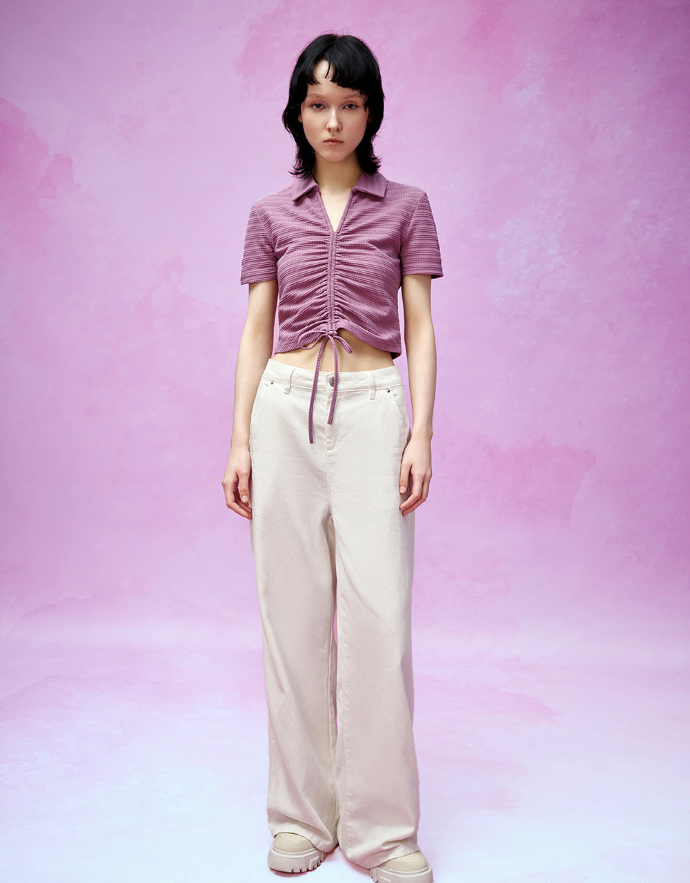 Lace Up Front V-Neck Skinny T-Shirt