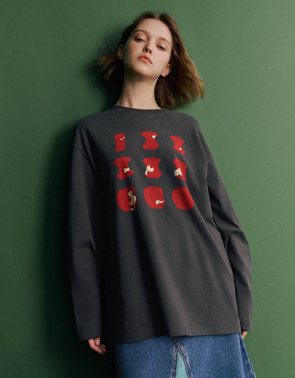 Apples Printed Crew Neck Loose T-Shirt