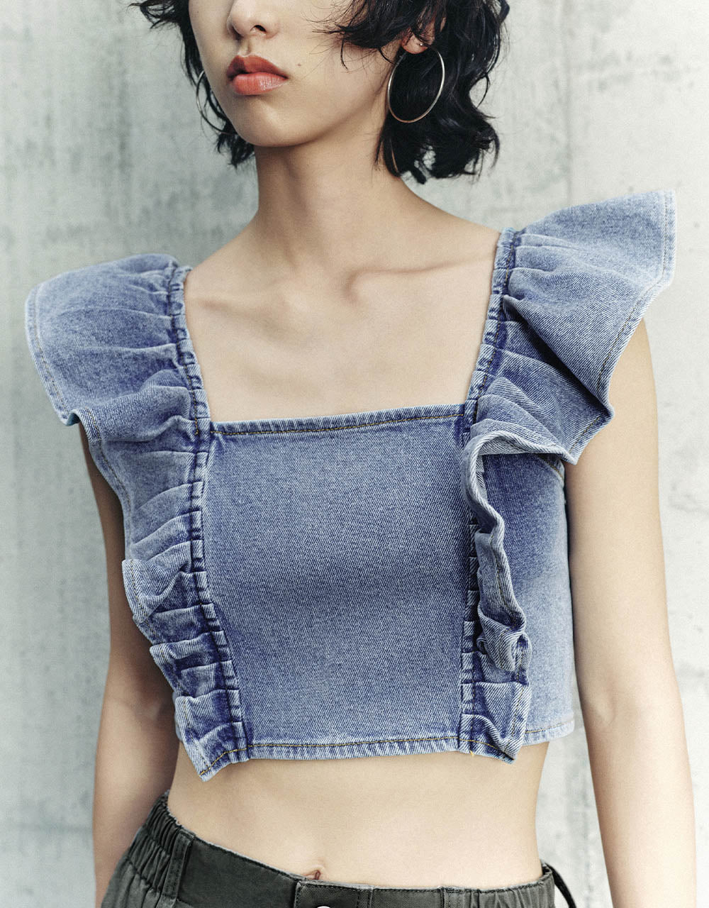 Ruffle Sleeveless Denim Shirt