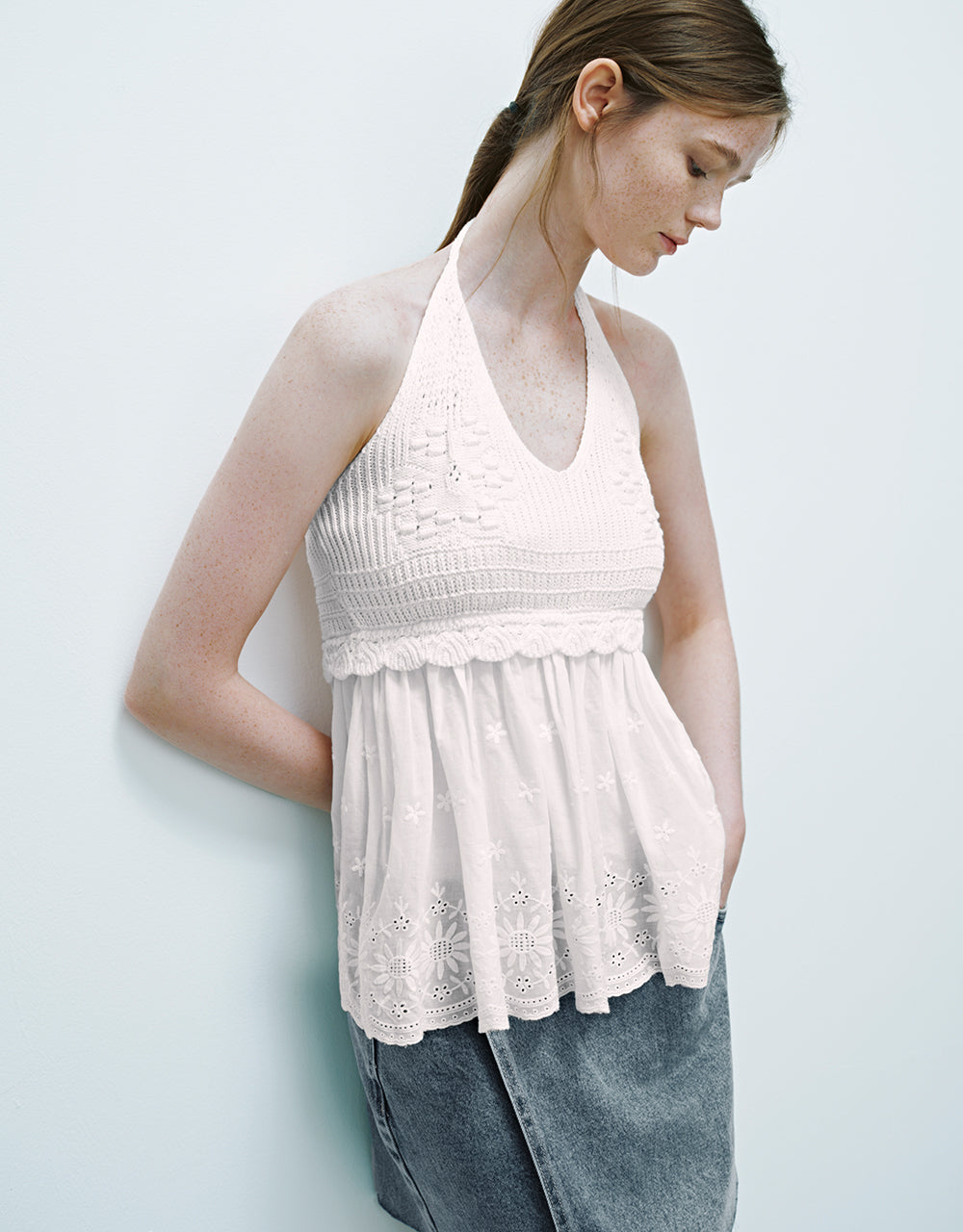 Sleeveless Halter Neck Knitted T-Shirt