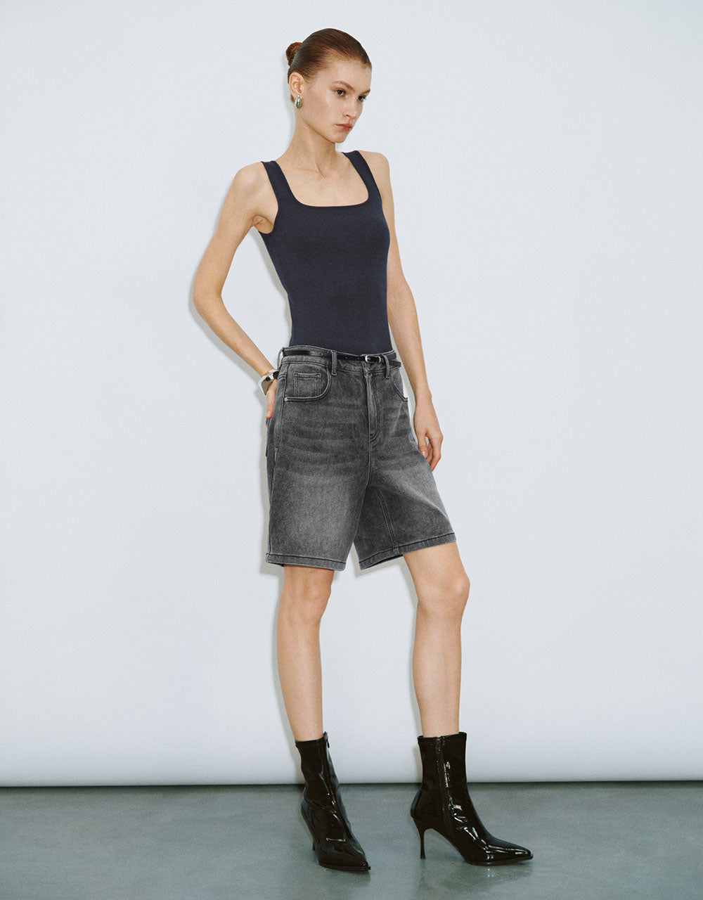 Square-cut Collar Knitted Tank Top