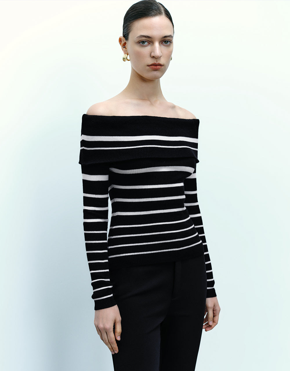 Striped Off-Shoulder Skinny Knitted T-Shirt