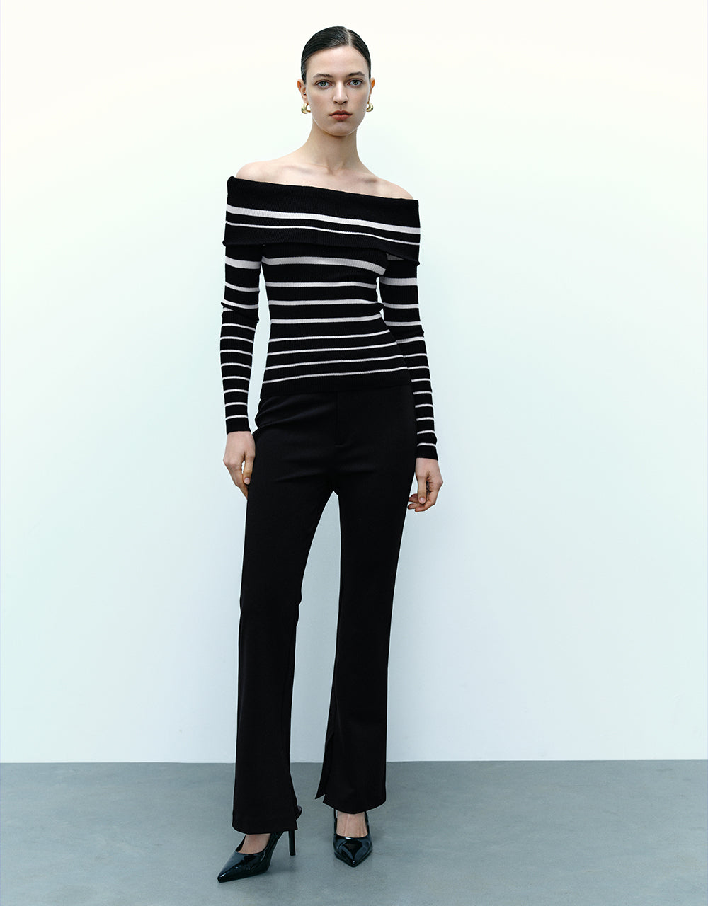 Striped Off-Shoulder Skinny Knitted T-Shirt