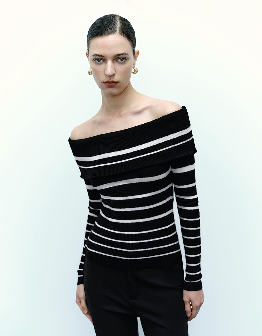 Striped Off-Shoulder Skinny Knitted T-Shirt