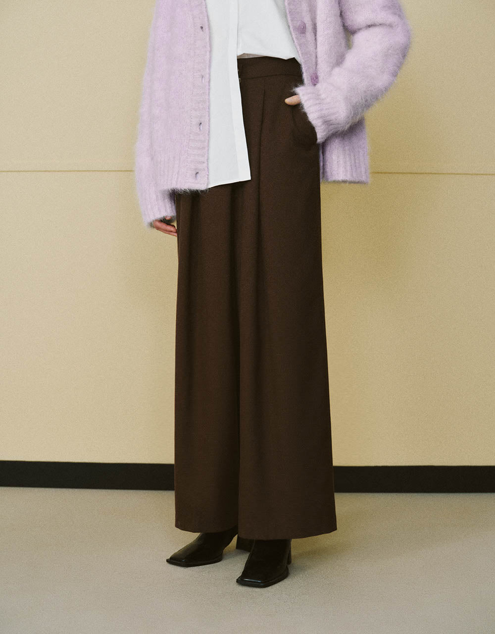 Loose Wide-Leg Pants