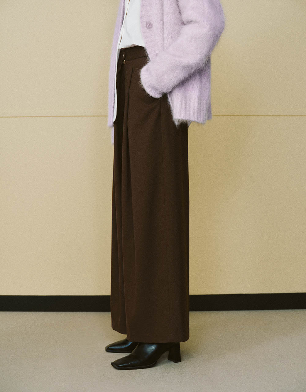 Loose Wide-Leg Pants