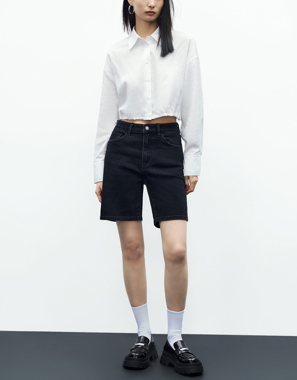 Elastic Hem Cropped Balloon Shirt