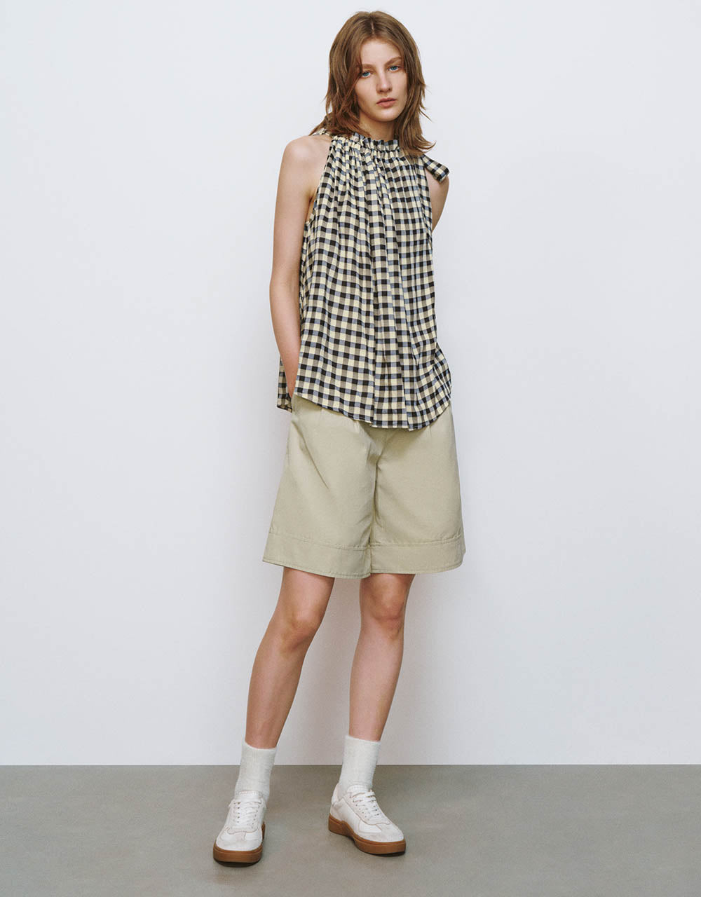 Halter Neck Plaid Sleeveless Blouse