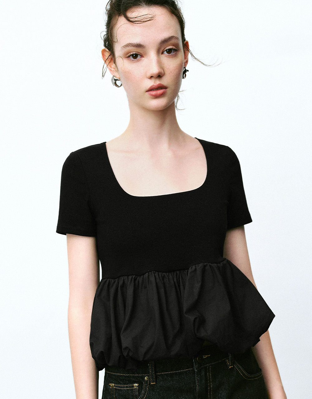 Bubble Hem U Neck T-Shirt