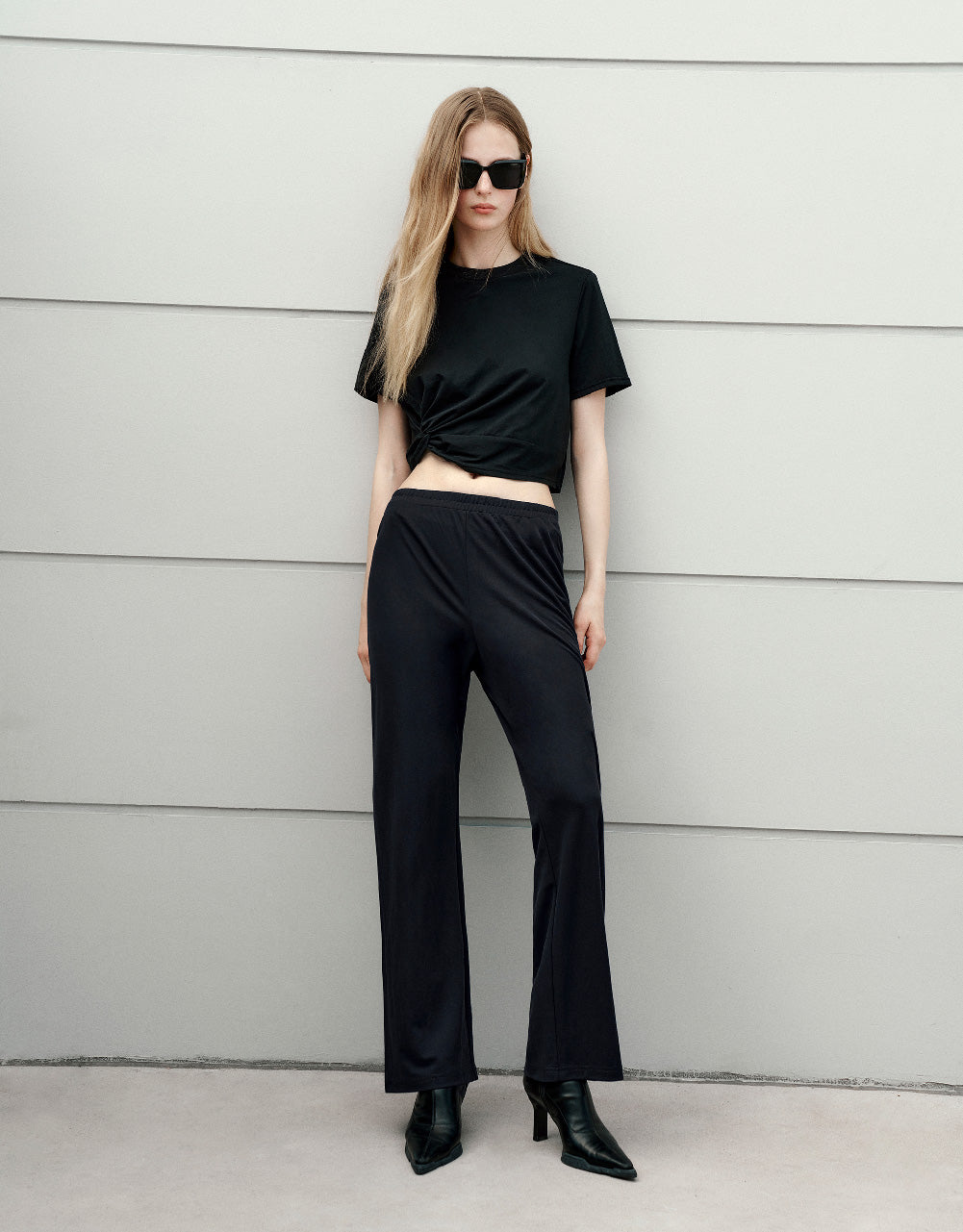 Elastic Waist Knitted Straight Pants