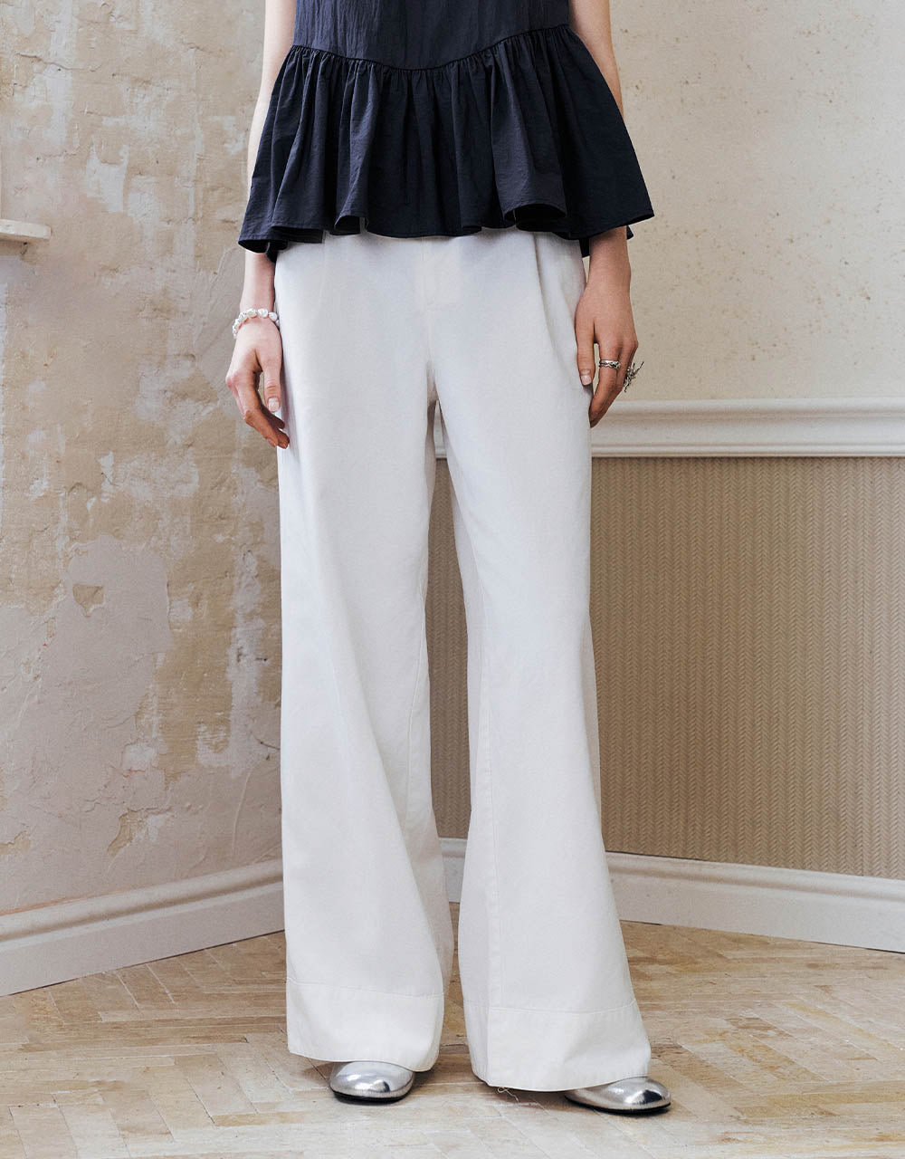 Loose Wide-Leg Pants