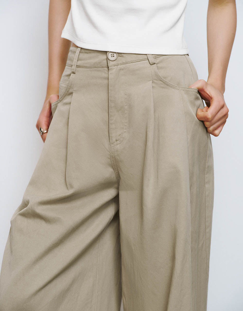 Cropped Wide-Leg Pants