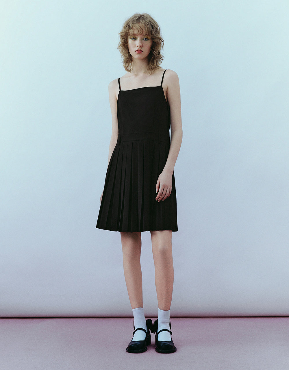 Pleated Square-cut Collar Straight Cami Dress