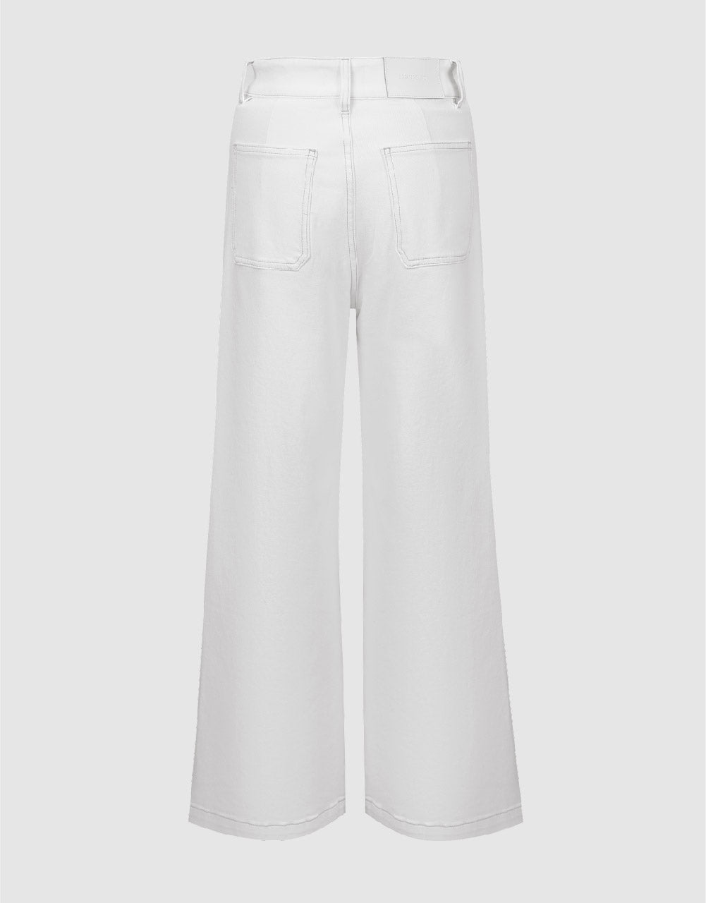 Front Pockets Wide-Leg Jeans