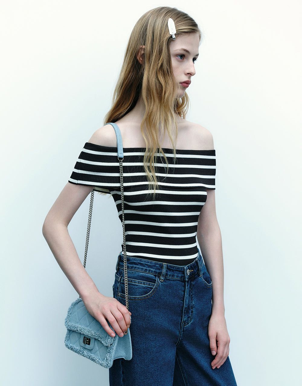 Striped Sleeveless Off-Shoulder Knitted T-Shirt