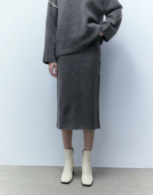 Midi Straight Knitted Skirt